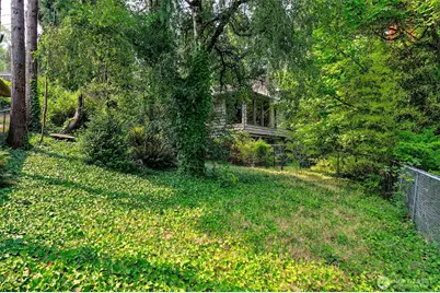 14048 41st Avenue NE, Seattle, WA 98125 - Photo 24