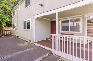 361 Earlington Ave SW, Renton, WA 98057 - Photo 2