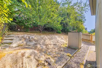 361 Earlington Avenue SW, Renton, WA 98057 - Photo 28
