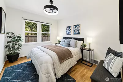 8215 4th Avenue NE, Seattle, WA 98115 - Photo 16