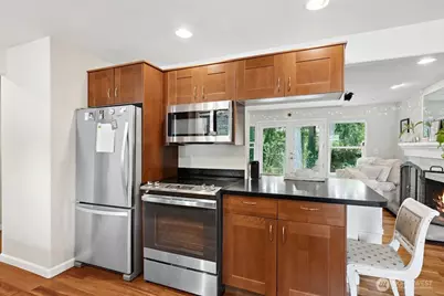 21013 NE 60th Place, Redmond, WA 98053 - Photo 16