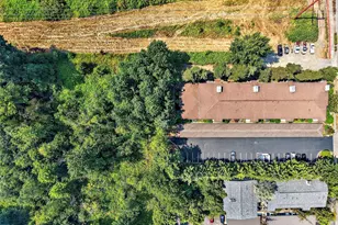 13605 NE 8th St, Bellevue, WA 98005 - Photo 26
