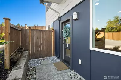 4902 Courtyard Lane #B1, Mukilteo, WA 98275 - Photo 4