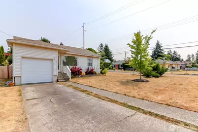 1621 S Durango Street, Tacoma, WA 98405 - Photo 4