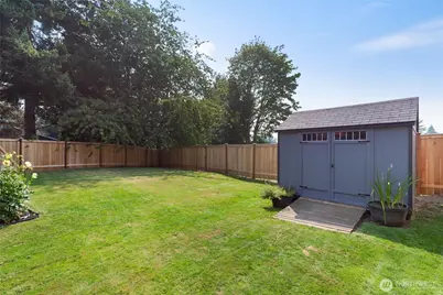 10009 NE 141st Street, Kirkland, WA 98034 - Photo 32