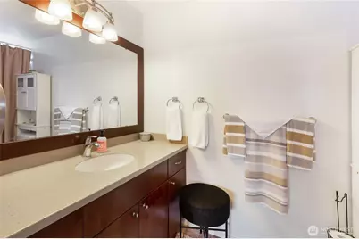 10009 NE 141st Street, Kirkland, WA 98034 - Photo 18