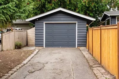 8504 216th Street SW, Edmonds, WA 98026 - Photo 30