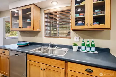 8504 216th Street SW, Edmonds, WA 98026 - Photo 14