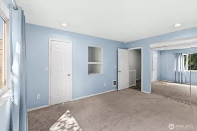 826 Pike Street NE #C8, Auburn, WA 98002 - Photo 20