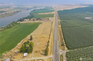26575 Hwy 97, Brewster, WA 98812 - Photo 12