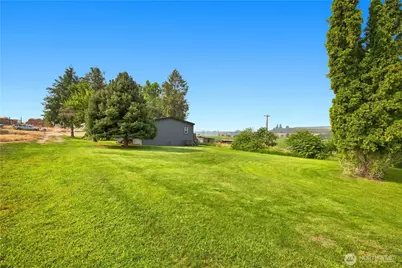 26575 Hwy 97, Brewster, WA 98812 - Photo 10