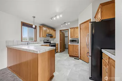 26575 Hwy 97, Brewster, WA 98812 - Photo 18