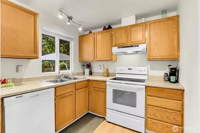17532 24th Avenue SE, Bothell, WA 98012 - Photo 10
