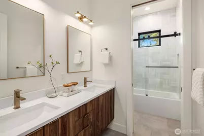 2303 123rd Place SE, Bellevue, WA 98005 - Photo 36