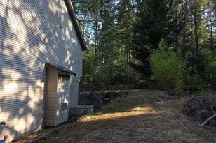 34 E Wildwood Ln, Brinnon, WA 98320 - Photo 4