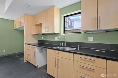 3903 S Ferdinand Street #D, Seattle, WA 98118 - Photo 8