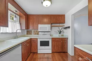 3330 120th St SE, Everett, WA 98208 - Photo 8