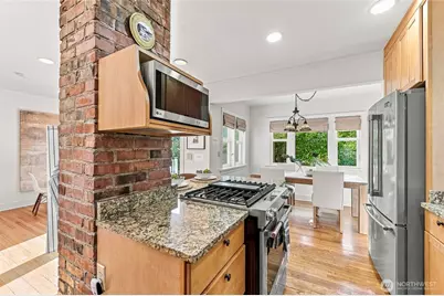 14309 19th Avenue NE, Seattle, WA 98125 - Photo 10