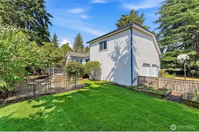 14309 19th Avenue NE, Seattle, WA 98125 - Photo 38
