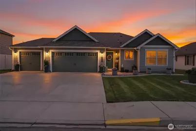 906 3rd Avenue NE, Quincy, WA 98848 - Photo 1