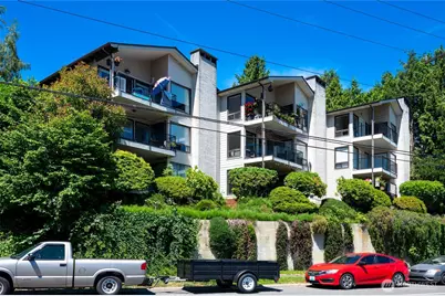 2636 22nd Avenue W #303, Seattle, WA 98199 - Photo 1