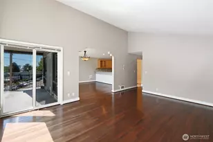 2636 22nd Ave W, Seattle, WA 98199 - Photo 6