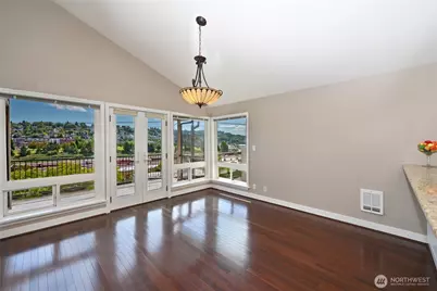 2636 22nd Avenue W #303, Seattle, WA 98199 - Photo 10