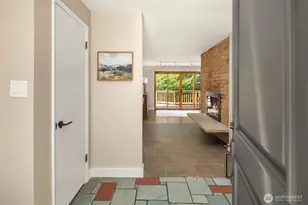 11215 Champagne Point Rd NE, Kirkland, WA 98034 - Photo 4