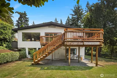 11215 Champagne Point Road NE, Kirkland, WA 98034 - Photo 32