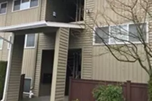 725 9th Ave S, Kirkland, WA 98033 - Photo 2