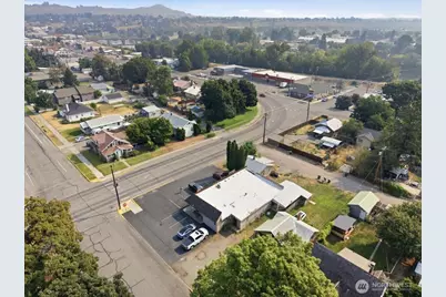 21 W 4th Avenue, Omak, WA 98841 - Photo 36
