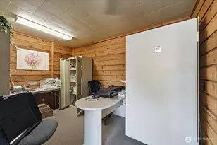 21 W 4th Ave, Omak, WA 98841 - Photo 14