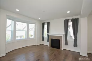 1356 Greenwich Walk NE, Issaquah, WA 98029 - Photo 4