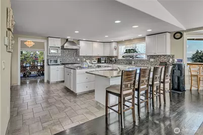 6203 Watchtower Road NE, Tacoma, WA 98422 - Photo 10