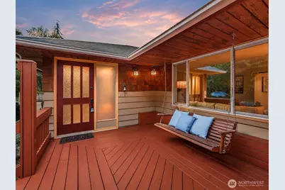 18973 8th Avenue SW, Normandy Park, WA 98166 - Photo 2