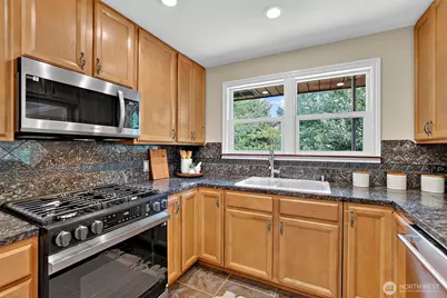 18973 8th Avenue SW, Normandy Park, WA 98166 - Photo 10
