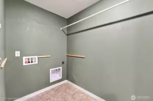 7701 208th Ave E, Bonney Lake, WA 98391 - Photo 32