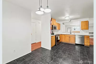 10642 Van Norhop Street SE, Yelm, WA 98597 - Photo 2