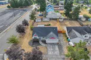 10642 Van Norhop St SE, Yelm, WA 98597 - Photo 38