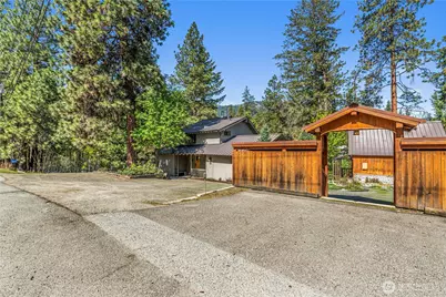 9864 East Leavenworth Road, Leavenworth, WA 98826 - Photo 4