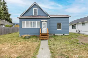 912 E 4th St, Port Angeles, WA 98362 - Photo 1