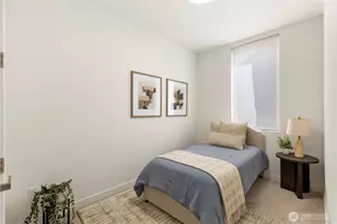 2328 Franklin Ave E, Seattle, WA 98102 - Photo 16