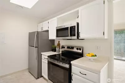 2500 81st Avenue SE #351, Mercer Island, WA 98040 - Photo 14