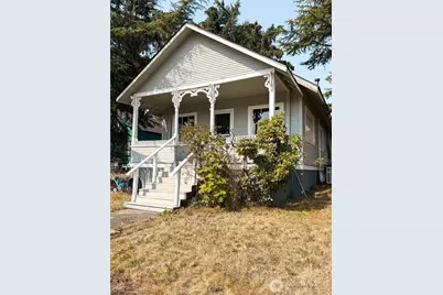 218 Washington Avenue N, Eatonville, WA 98328 - Photo 2