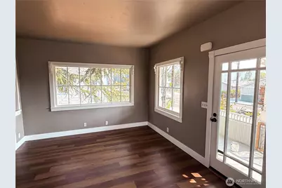 218 Washington Avenue N, Eatonville, WA 98328 - Photo 14