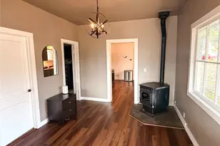 218 Washington Ave N, Eatonville, WA 98328 - Photo 8