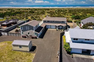 935 S Sand Dune Ave SW, Ocean Shores, WA 98569 - Photo 2