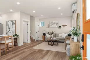 910 15th Ave, Seattle, WA 98122 - Photo 2