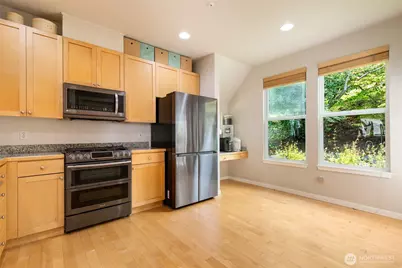 10919 E Villa Monte Drive, Mukilteo, WA 98275 - Photo 20