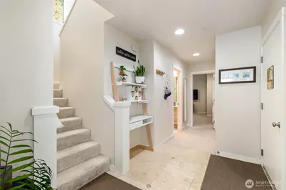 10919 E Villa Monte Drive, Mukilteo, WA 98275 - Photo 4